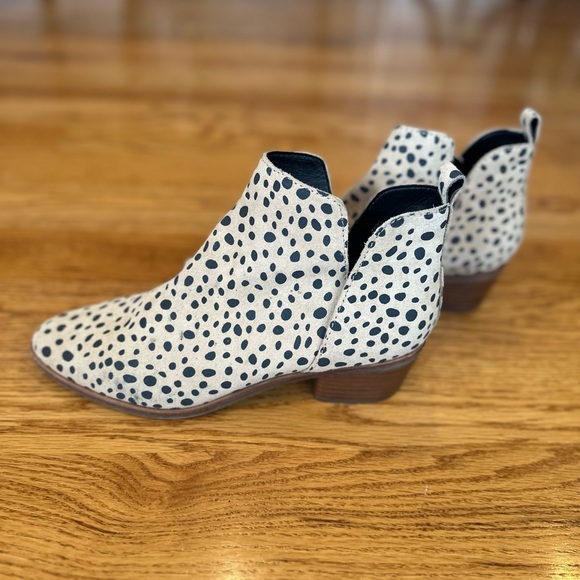 Dolce Vita Shoes - Dolce Vita Animal Print Bootie
